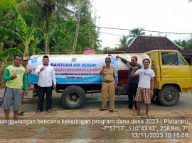 DROPING AIR BERSIH KALURAHAN SUMBERGIRI